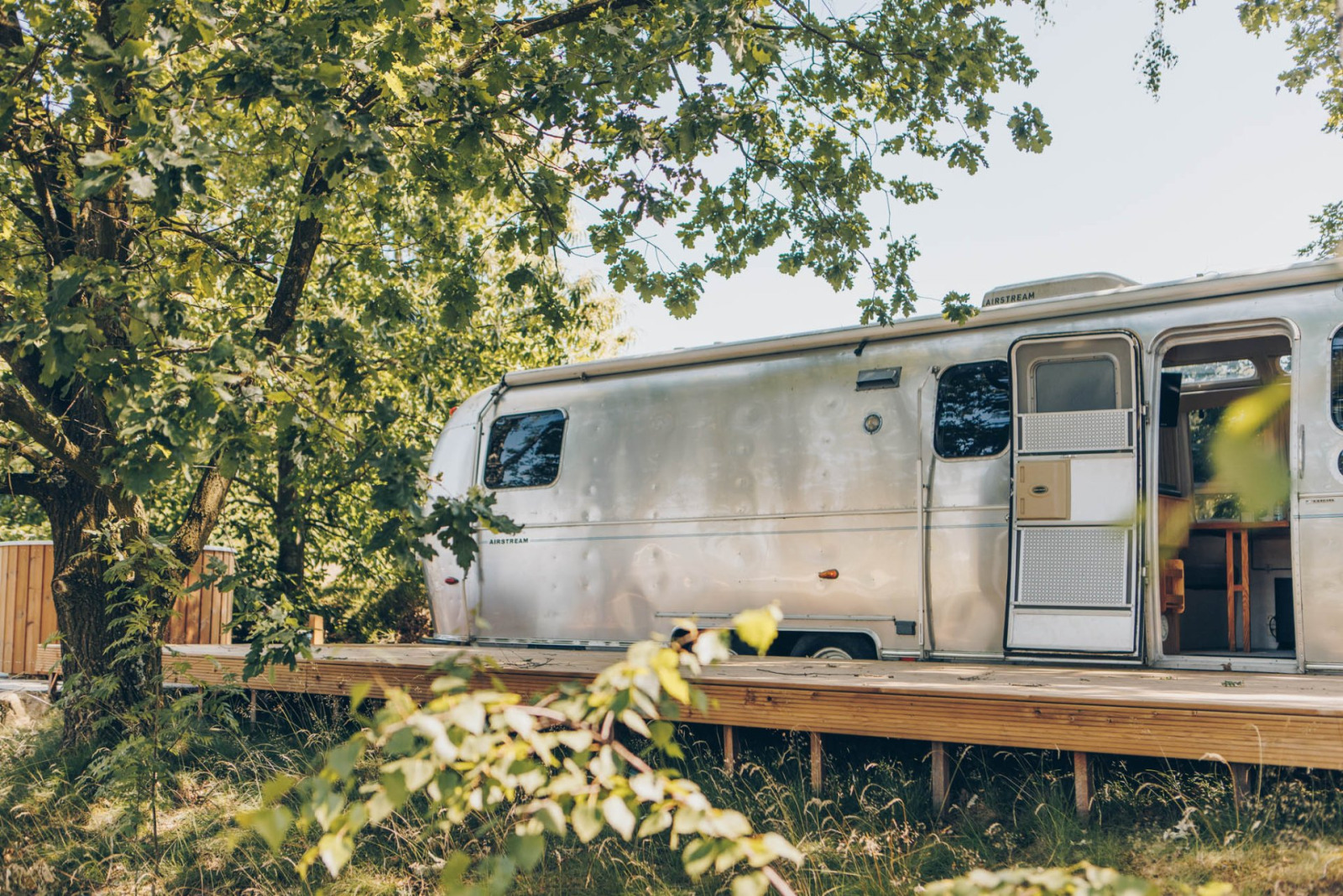 «Airstream»