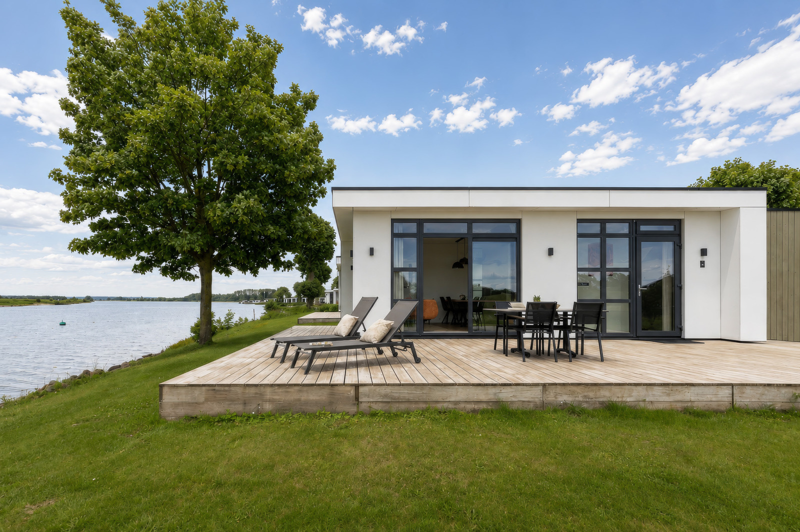 Villa «Maritiem»