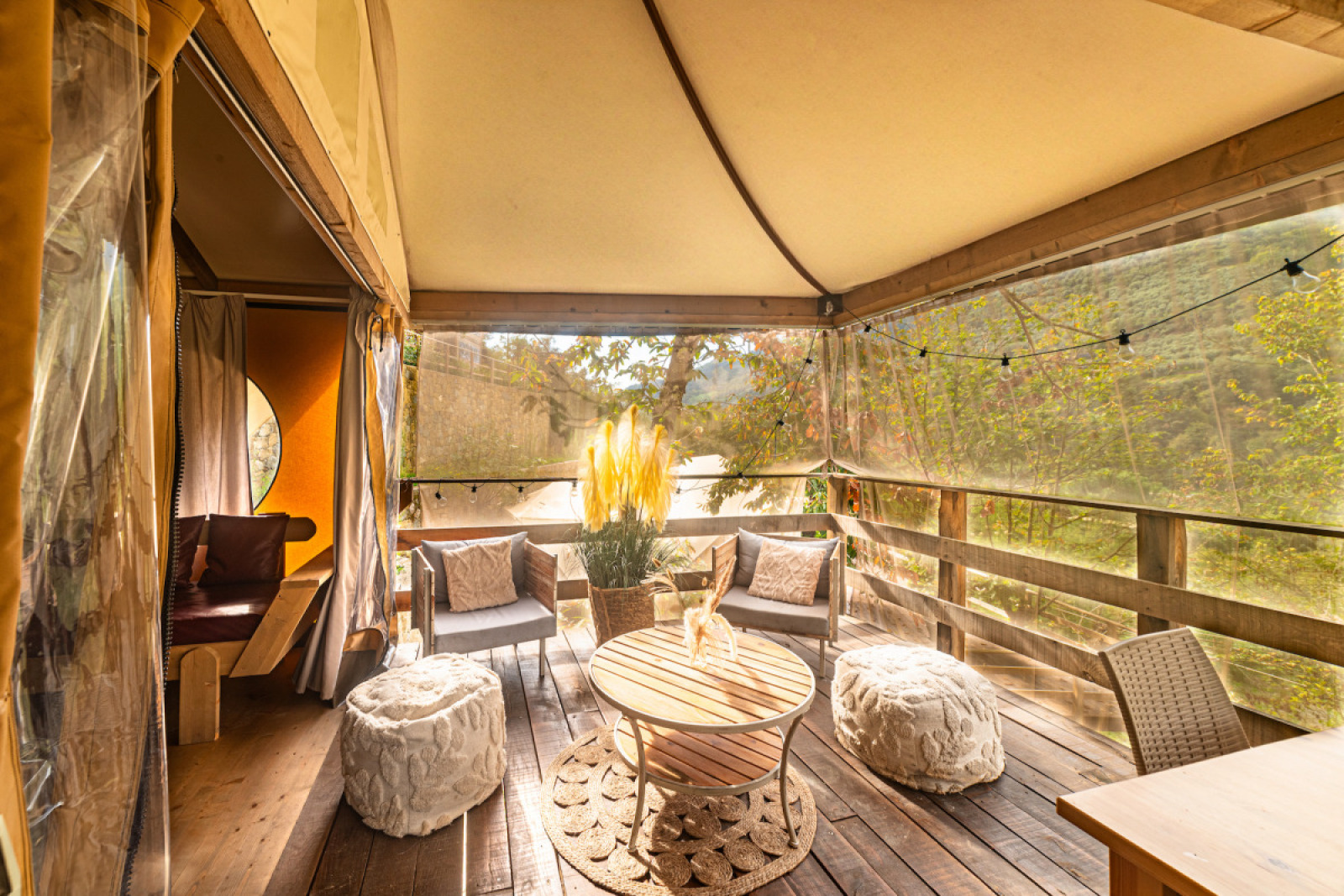 «Riviera» Lodge