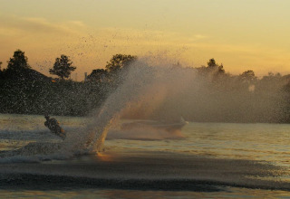 Waterskien- Vodatent - Camping de Boomgaard - Maaseik - Belgisch Limburg - België