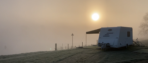 Caravan - Vodatent - Camping de Boomgaard - Maaseik - Limburgo Belga - Belgio.png