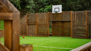 Terreno deportivo - Camping La Clémentine - Villatent - Cendras, Occitania, Francia