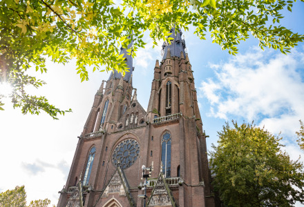Iglesia en Eindhoven, Brabante Septentrional, Países Bajos