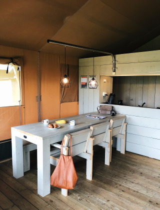 Saffaricottage binnenkant tent - De Boshoek - Gelderland - Nederland