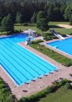 Piscine municipale du camping de Sonnenberg, MüdenÖrtze, Basse-Saxe, Allemagne