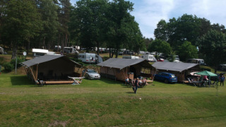 Safaritent op camping Sonnenberg, MüdenÖrtze, Nedersaksen, Duitsland