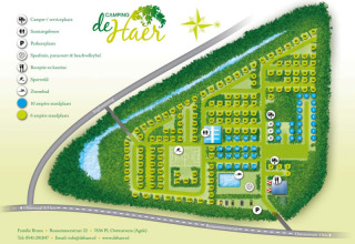 Kaart van Camping de Haer in Nederland met staanplaatsen, zwembad, sportveld en voorzieningen.