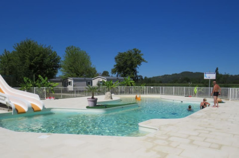 Swimming pool - Vodatent - Camping la Salvinie - Dordogne, Terrasson Lavilledieu, France