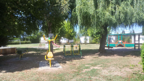 Spielplatz - Voda-Zelt - Camping la Salvinie - Dordogne, Terrasson Lavilledieu, Frankreich
