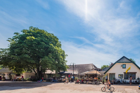 Restaurante y terraza - Camping Vossenberg - Epe, Güeldres - Países Bajos