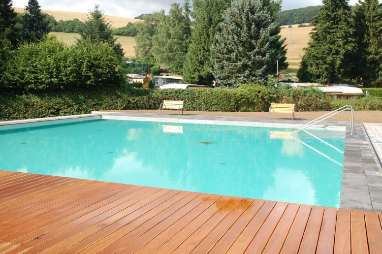 Camping Donnersberg Schwimmbad in Gerbach, Rheinland Pfalz, Deutschland