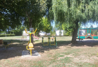 Terreno deportivo y de juegos - Voda-Tent - Camping la Salvinie - Dordoña, Terrasson Lavilledieu, Francia