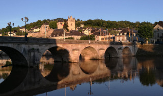 Pueblo con puente - Vodatent - Camping la Salvinie - Dordoña, Terrasson Lavilledieu, Francia
