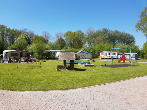 Parque infantil - Camping de Breede- Warffum - Groningen - Países Bajos(1)