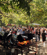 Grillen auf dem Campingplatz - Camping le Rotja- Fuilla - Occitanie - Niederlande