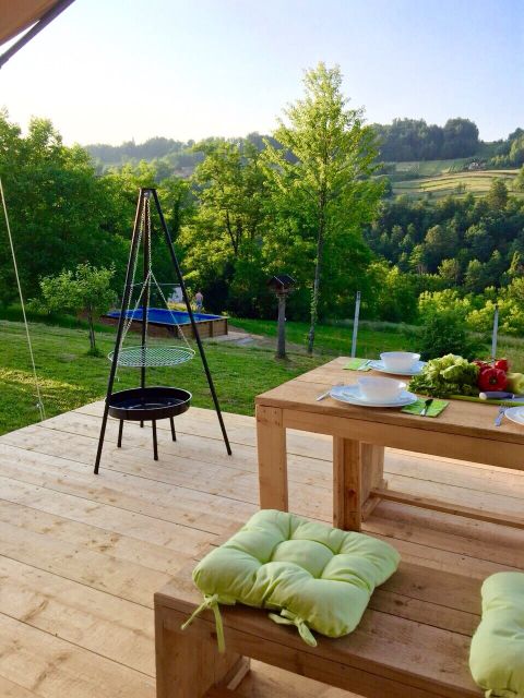 Blick über die grüne Landschaft - Campingplatz Sretanwolf - Bosiljevo, Karlovac, Kroatien
