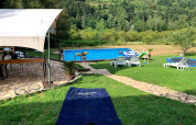 Schwimmbad und Trampolin - Camping Sretanwolf - Bosiljevo, Karlovac, Kroatien