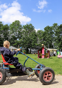 Child on go-kart - Vodatent - Camping de Hinde - Dronten, Flevoland, Netherlands10