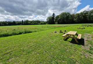 Tafel in het veld - Mooirust - Leersum, Utrecht, Nederland
