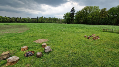 Veld met kampvuurplek - Mooirust - Leersum, Utrecht, Nederland