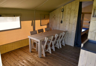 Eetkamer in tent - Mooirust - Leersum, Utrecht, Nederland