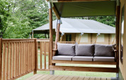 Safari telt terrasse - Tolne Camping - Vodatent - Sindal, Nordjylland, Danmark