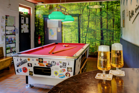 Bar y cervezas - Camping Drei Spatzen - Vodatent - Utscheid, Renania-Palatinado, Dinamarca