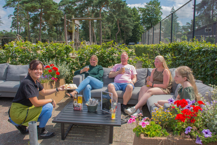 Restaurant mit Terrasse - Camping Samoza - Vierhouten, Gelderland, Niederlande