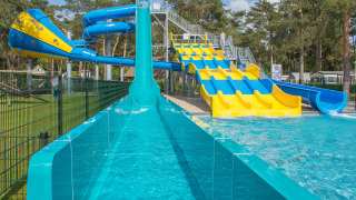 Piscina con toboganes - Camping Samoza - Vierhouten, Güeldres, Países Bajos