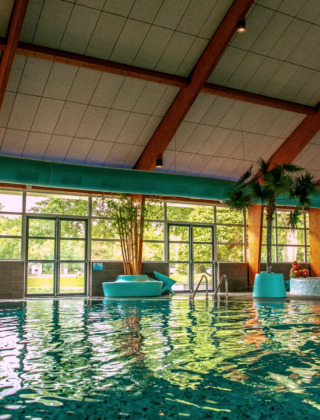 Piscina cubierta - EuroParcs Bad Hoophuizen - Hulshorst, Güeldres, Países Bajos