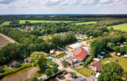 Ansicht des Campingplatzes von oben - Country Resort De Papillon - Denekamp, Overijssel, Niederlande