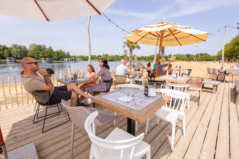 Terras buiten - Vakantiepark BreeBronne - Maasbree, Limburg, Nederland