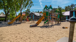 Parque infantil al aire libre - EuroParcs De Wije Werelt - Otterlo, Güeldres, Países Bajos