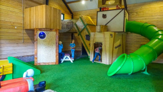 Indoor-Spielplatz - EuroParcs Ruinen - Ruinen, Drenthe, Niederlande