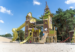 Speelkasteel - Vodatent - Erholungs- und Naturpark de Keiheuvel - Balen - Antwerpen - Belgien