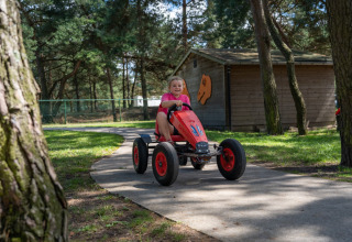 Ragazza su Skelter - Vodatent - Parco ricreativo e naturale di Keiheuvel - Balen - Anversa - Belgio