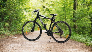 Punto di ricarica per biciclette elettriche - De Vrolijke Flierefluiter - Vodatent - Brabante Settentrionale - Paesi Bassi