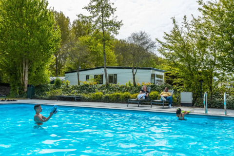 Außenschwimmbad - EuroParcs Molengroet - Noord-Scharwoude, Nordholland, Niederlande