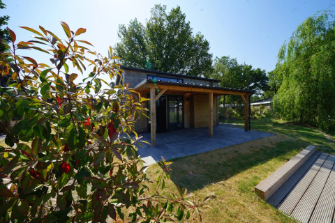 Accommodation among the greenery - EuroParcs Zuiderzee - Biddinghuizen, Flevoland, Netherlands