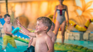 Indoor pool - EuroParcs Kaatsheuvel - Kaatsheuvel, North Brabant, Netherlands
