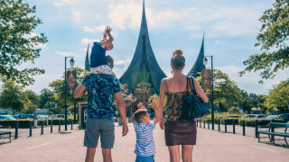 Familie im Efteling - EuroParcs Kaatsheuvel - Kaatsheuvel, Nordbrabant, Niederlande