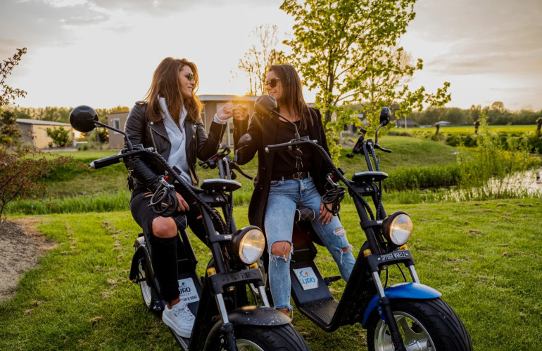 Location de E-chopper - EuroParcs Poort van Zeeland - Hellevoetsluis, Zuid-Holland, Pays-Bas