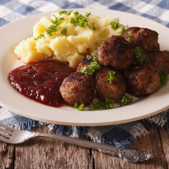 Swedish meatballs with cranberry sauce and potatoes