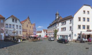 Panorama de la plaza del mercado de Ottweiler, Sarre, Alemania