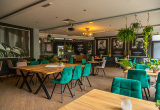 Restaurante interior - EuroParcs Maasduinen - Belfeld, Limburgo, Países Bajos