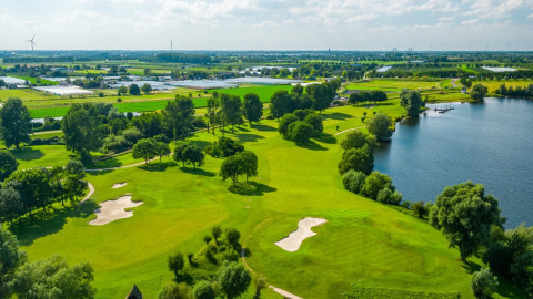 Golfplatz - EuroParcs Aan de Maas - Kerkdriel, Gelderland, Niederlande