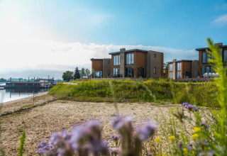 Unterkunft und Umgebung - EuroParcs Aan de Maas - Kerkdriel, Gelderland, Niederlande