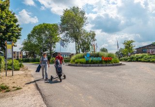 Marche à l'entrée - EuroParcs Aan de Maas - Kerkdriel, Gelderland, Pays-Bas