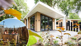 Moderna casa Silva Wellness con jacuzzi en Resort Veluwe, Países Bajos, rodeada de naturaleza y zonas verdes.