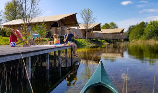 Jetty and tents on the water - Eigen Wijze - Bant, Flevoland, Netherlands(1)